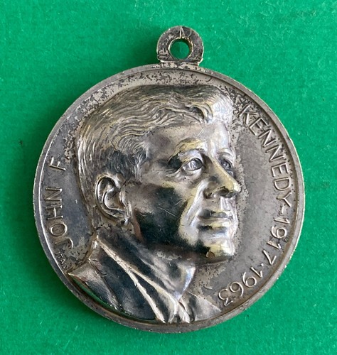 Ciondolo kennedy papa xxiii - kennedy,