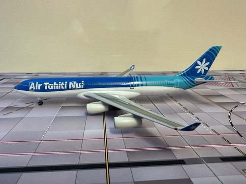 Herpa 400 air - air, nui