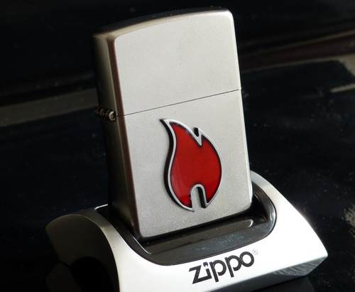 Zippo lighter red flame - ⁕,