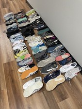 Lotto 33 paia di scarpe da