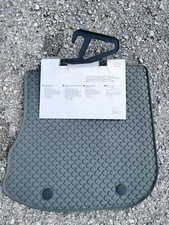 8D0061511A528  TAPPETINI POSTERIORI IN GOMMA. Audi A4 99/00, A4 Avant 96/00 NOS