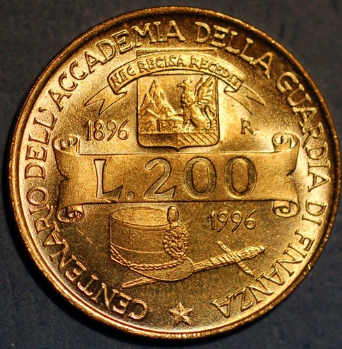 Italia 200 lire accademia - accademia, di