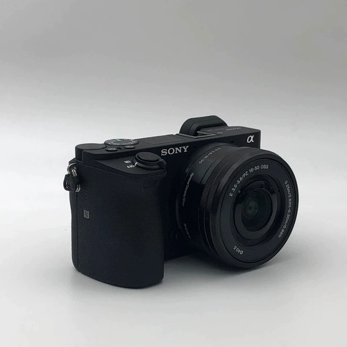 Fotocamera digitale mirrorless