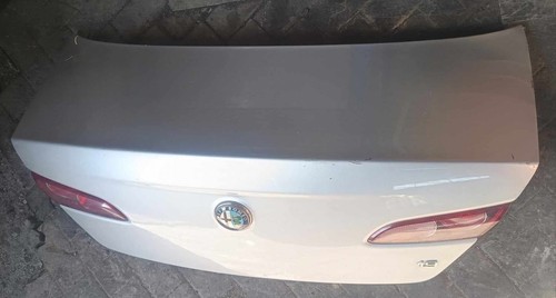 Cofano posteriroe alfa romeo - posteriroe,