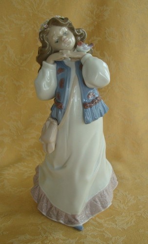 Lladro dreams summer - "dreams, of