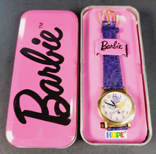 NUOVO BARBIE 1994 Mattel 35th Anniversary HOPE orologio da polso viola in cassa rosa latta