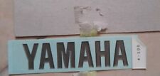Yamaha Emblema Decalcomania Scritta "YAMAHA" Colore Argento