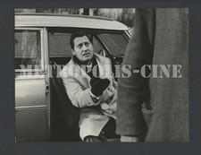 ALBERTO SORDI IN UNA SCENA DEL FILM FINCHÉ C'È GUERRA C'È SPERANZA 1974