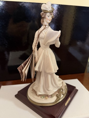 Capodimonte porcellana - porcellana, b