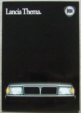 Brochure vendita auto tema