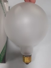 Lampadina globo 100w Ø 100 mm E27 satinata / smerigliata Targetti incandescenza