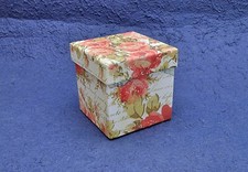Scatola cartone con - scatola,