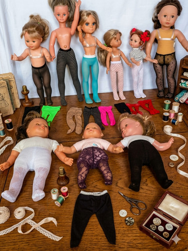 Collants diverses poupées