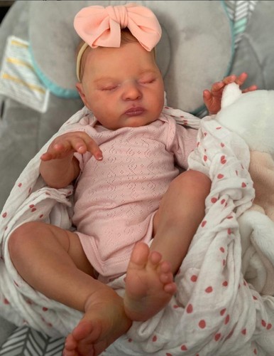 55cm lifelike bebe reborn - lifelike,