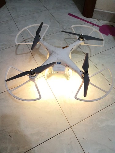 Drone dji phantom - drone,