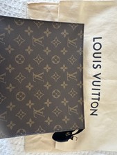 Louis Vuitton Monogram Poche