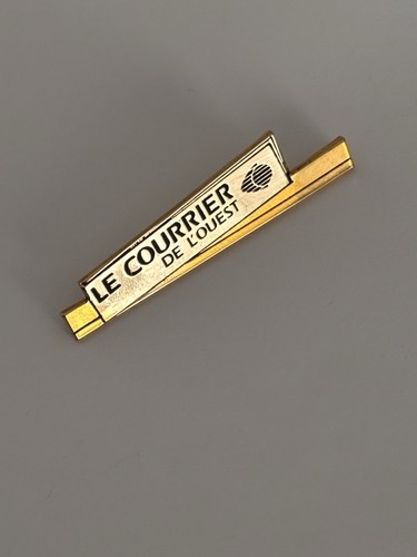 Broche brooch badge - broche, le