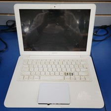 Apple MacBook A1342 - PER