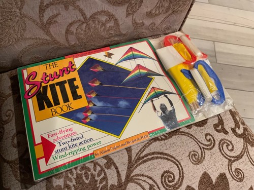 The stunt kite book - book, complete