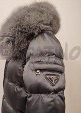 Piumino con pelliccia Prada