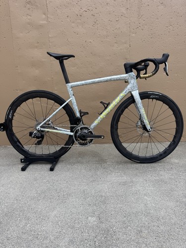 2025 works tarmac sl8 - sl8, •