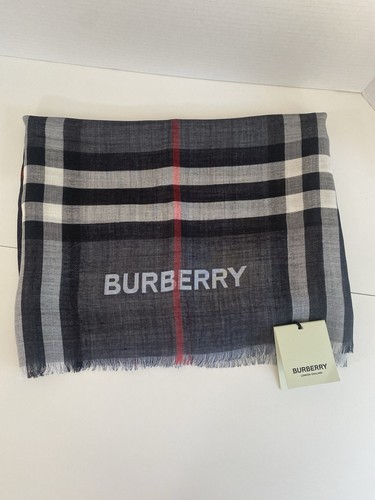 Nwt burberry giant check gauze - nwt,