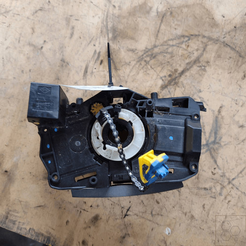 Devioguidasgancio dacia - ,