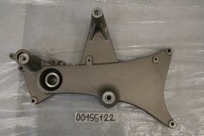 Exhaust end bracket muffler