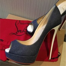 decolte christian louboutin