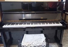 Pianoforte verticale acustico ideale per studio in Conservatorio  