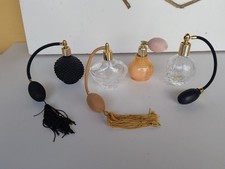 Bottiglie per profumo con pompa fine XX secolo