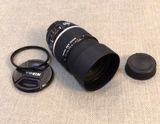 Nikon 135 mm, obiettivo 2.0 DC