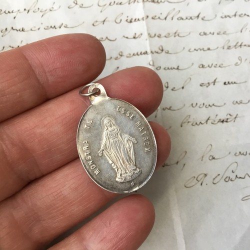 Ciondolo medaglia antica - ciondolo,