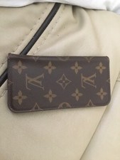 Custodia telefono Louis