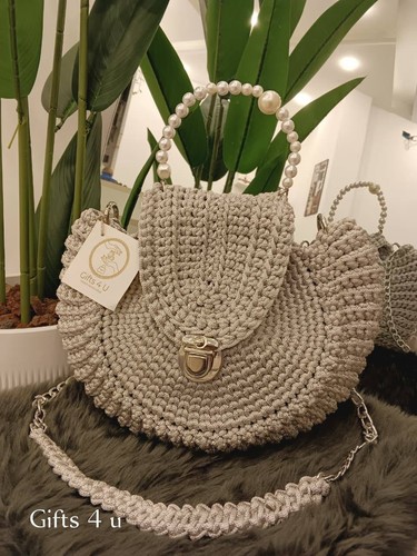 Borsa mano all uncinetto - a,