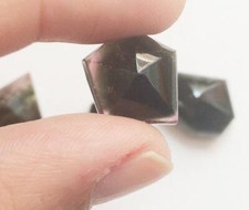 Cabochon in tormalina 14,5-18