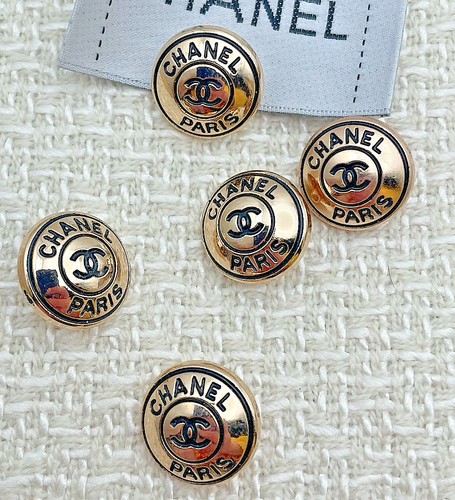 18mm vintage chanel buttons - vintage,