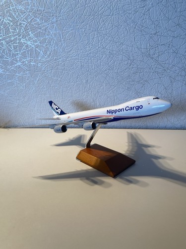 Nippon cargo boeing 747 - nippon,
