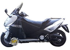 YAMAHA T MAX BLACK MAX 530