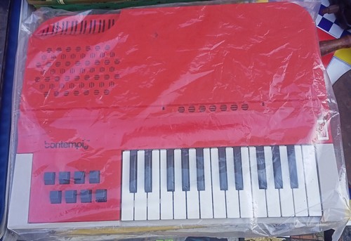 Tastiera musicale - tastiera,