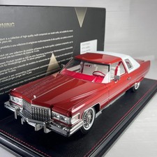 Cadillac Coupe de Ville Amberglow 1976 metallizzata in scala 1:18 da Stamp Models