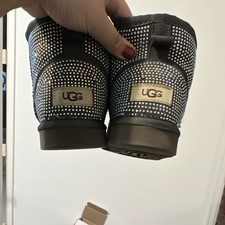 Stivaletti UGG neri argento