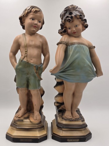 Poor enormi statuine ragazzo - , e