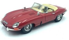 burago 1:18 Jaguar "E" 1961