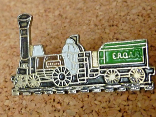 Pin pins badge sncf - pin's,