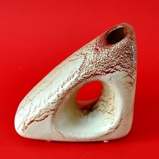 VASO IN CERAMICA Bertoncello Schiavon, a forma di triangolo, Italy, anni 60