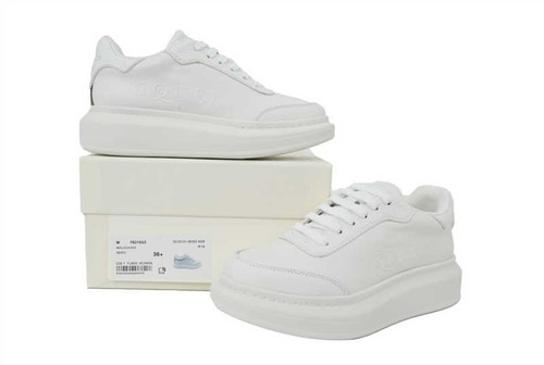 Brand new alexander mcqueen - new,