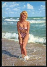 AK Pin-Up im Pünktchen-Bikini