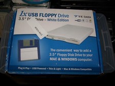 White USB Floppy Drive for PC