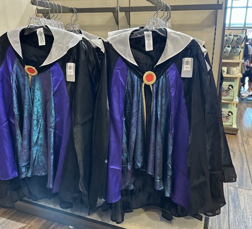 Costume mantello regina